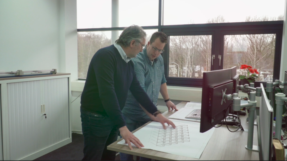 Collega's tekentafel.png Collega's tekentafel.png